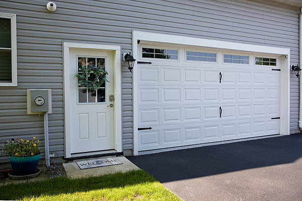 24/7 Emergency Garage Door Panel Replacement experts in Roosevelt County County, NM